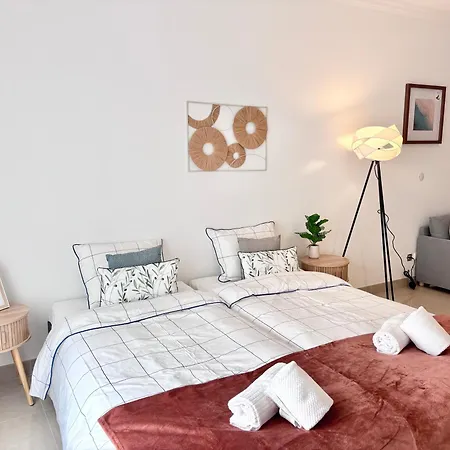 Apartment Sanctuary Comfort - Free Parking & Ac *